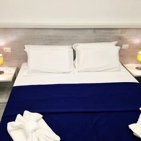 Barbarella ホテル ナポリ