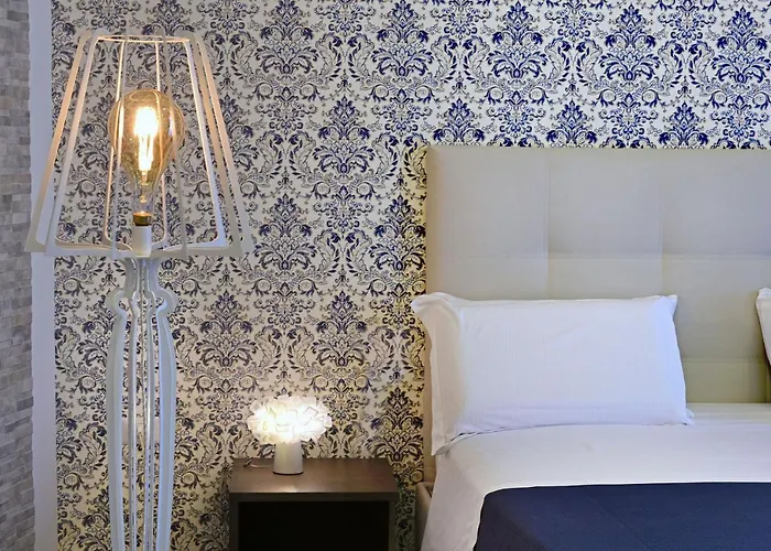 Barbarella Отель Неаполь