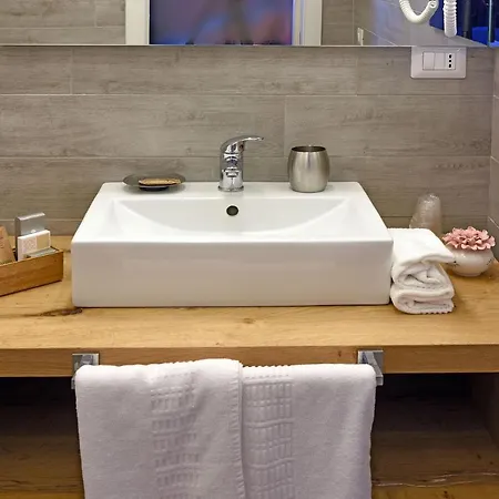 Barbarella 2* Neapol